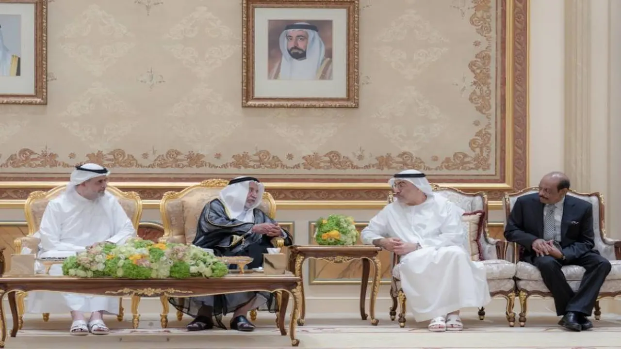 سلطان القاسمي يستقبل جموع المهنئين بحلول شهر رمضان المبارك في الشارقة